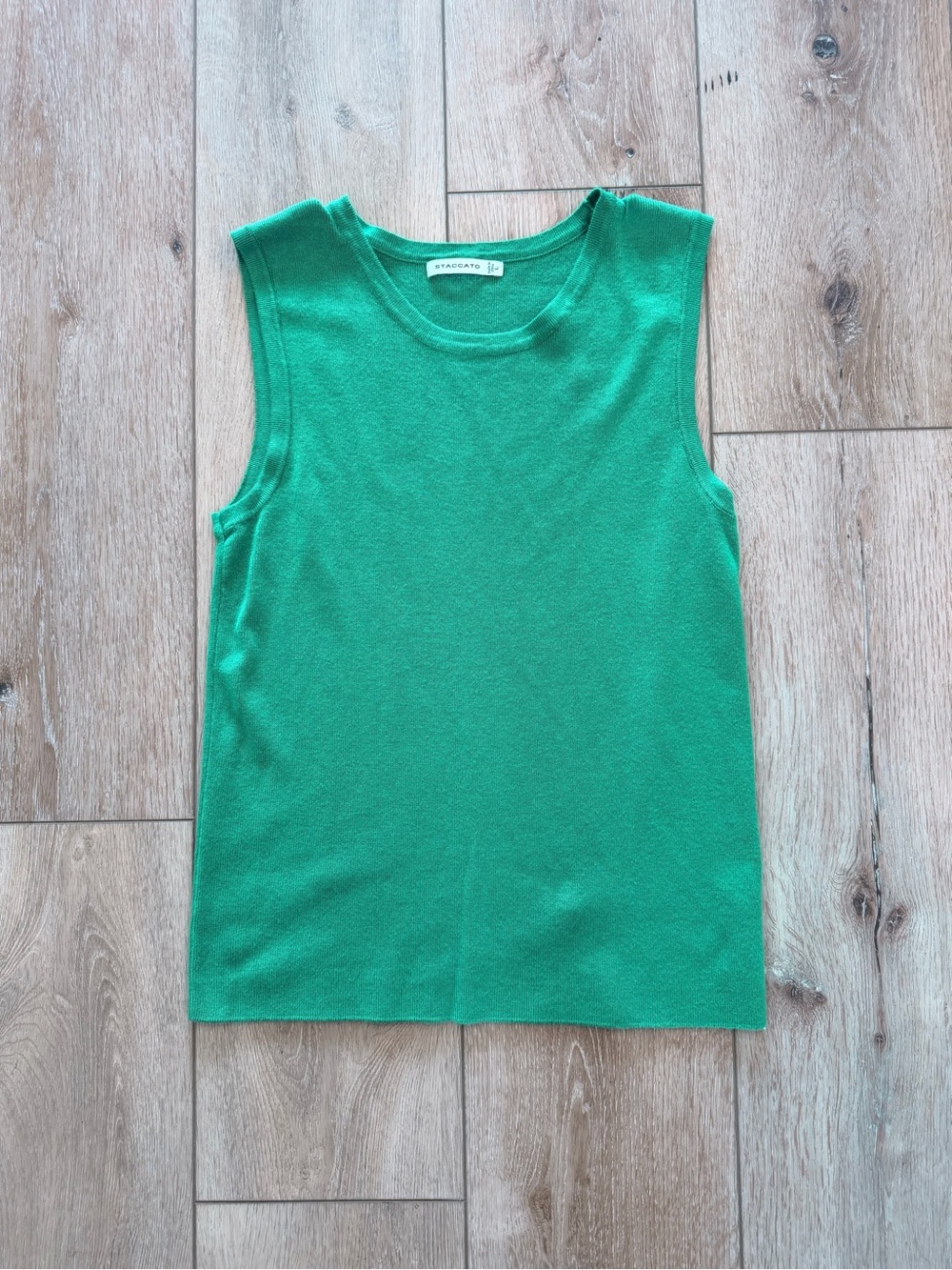 Staccato Green Sleeveless Knit Tank Top